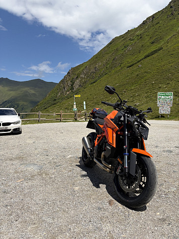 KTM 1390 SUPER DUKE R EVO, Solkpass